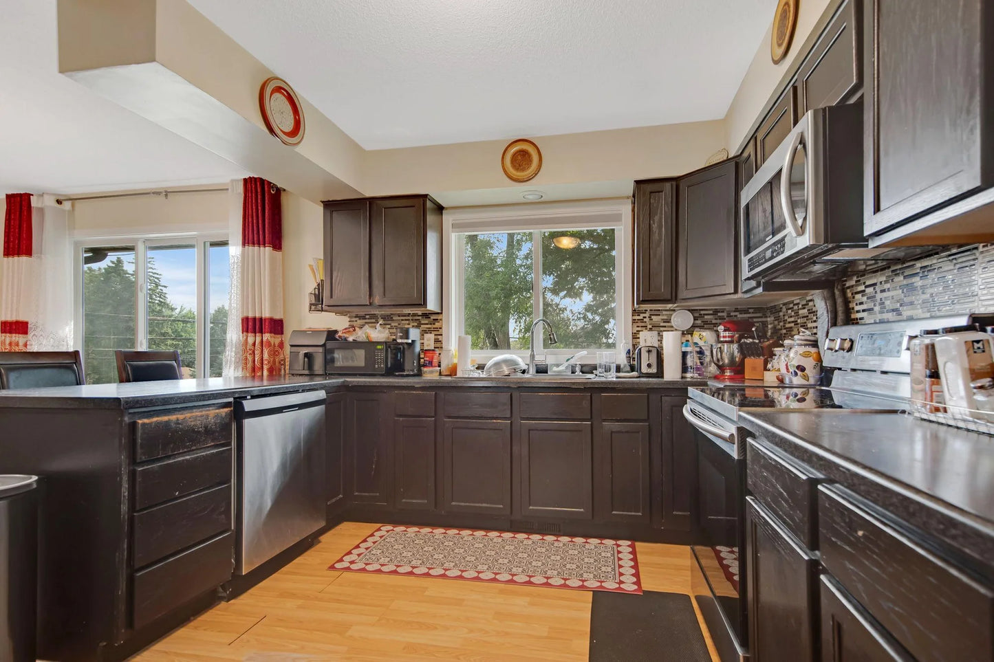 6140 Utah Avenue, New Hope, MN 55428