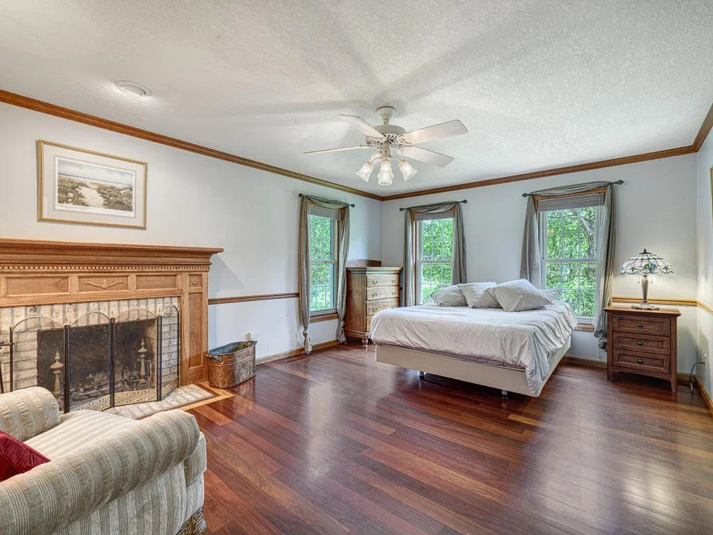 10245 183rd Street, Lakeville, MN 55044