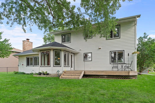 4363 Bramblewood Avenue, Vadnais Heights, MN 55127