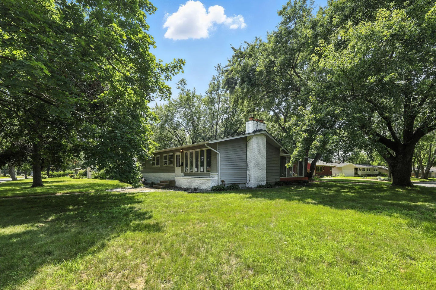 5261 Quebec Avenue, New Hope, MN 55428