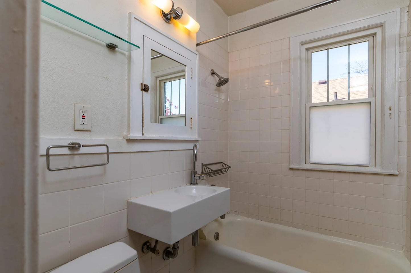 4415 Chowen Avenue, Minneapolis, MN 55410