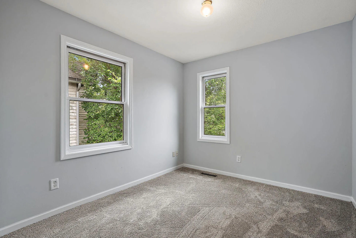 517 Bidwell Street, Saint Paul, MN 55107