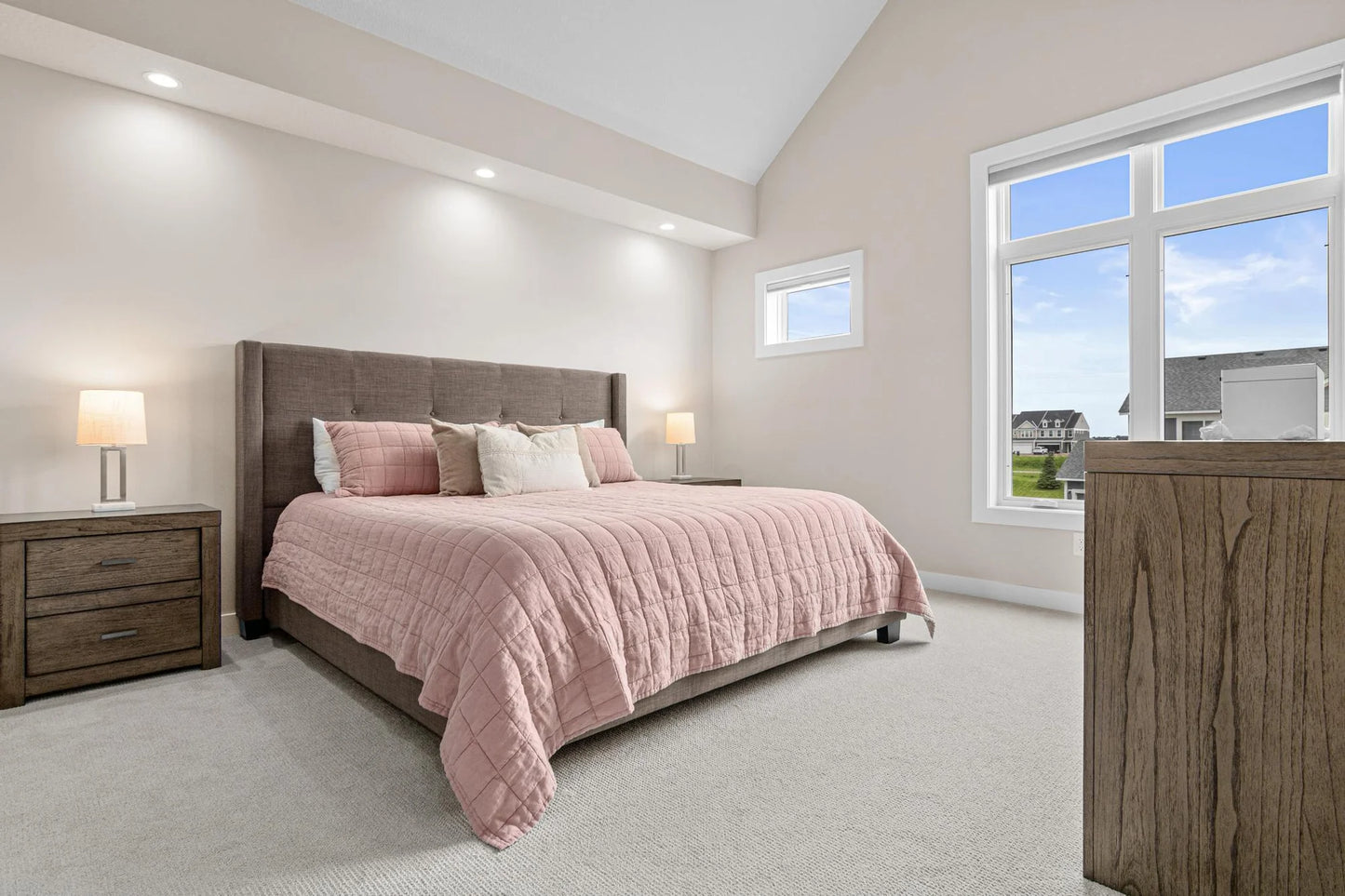5068 Airlake Draw , Woodbury, MN 55129