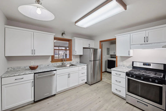 528 Shakopee Avenue, Shakopee, MN 55379