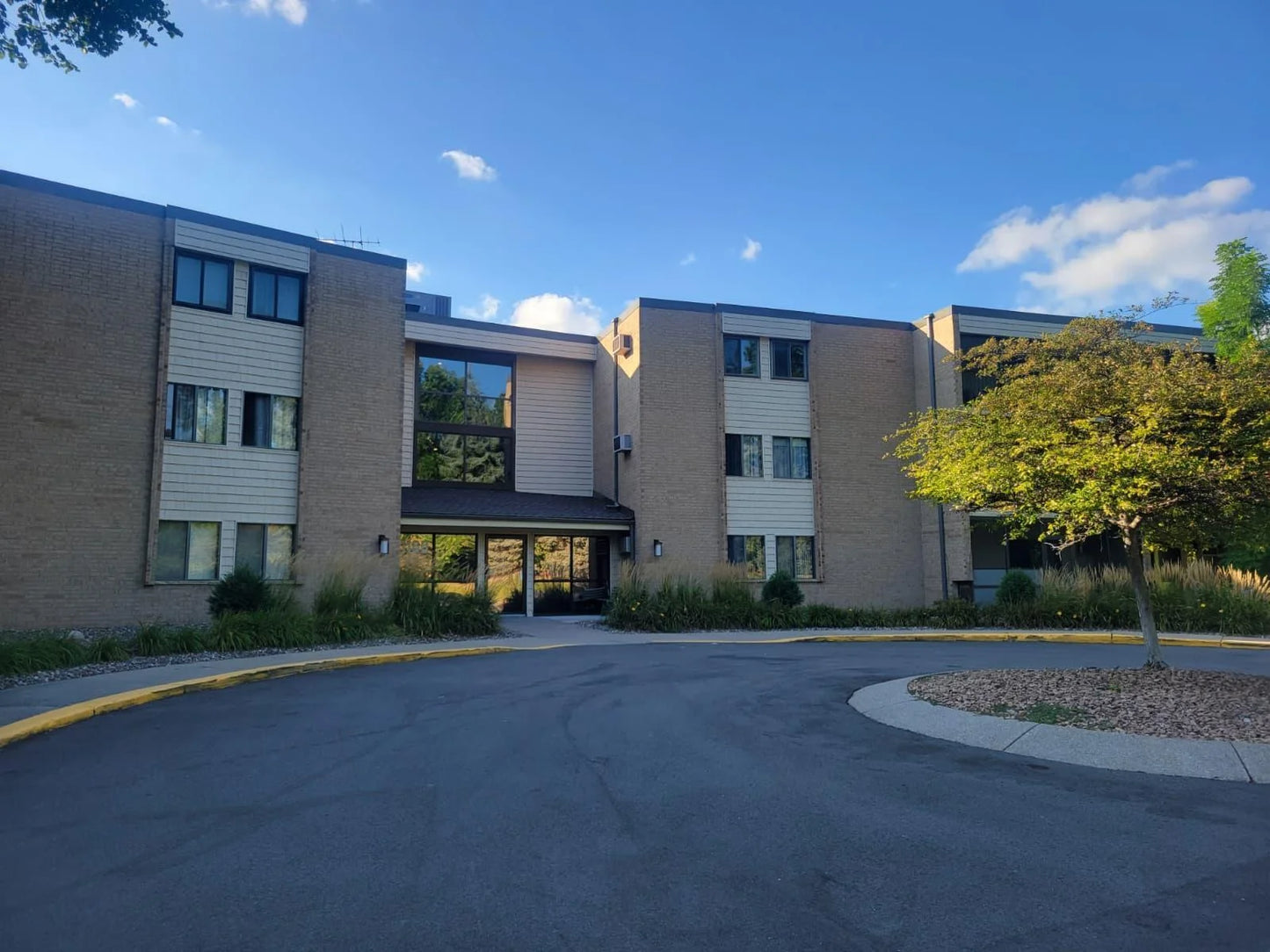 11160 Anderson Lakes Parkway, Eden Prairie, MN 55344