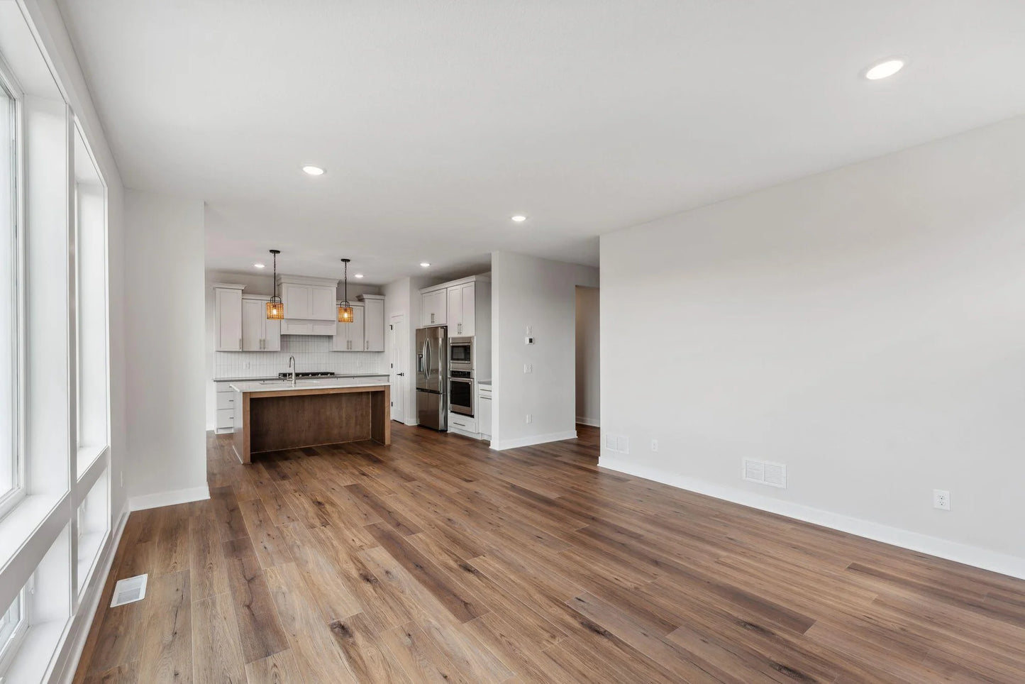 10261 Shadyview Lane, Maple Grove, MN 55311