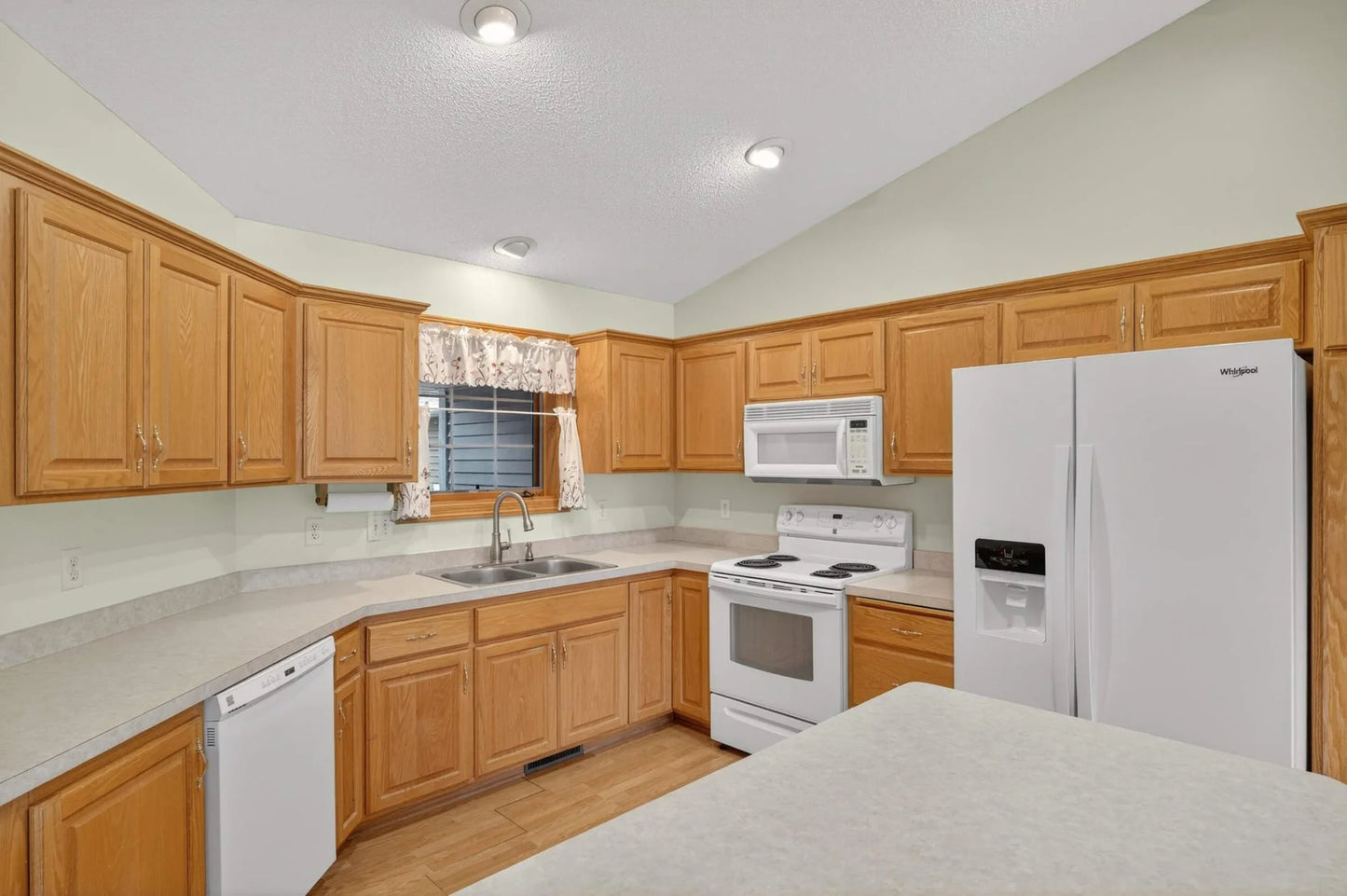 6236 Creekview Lane, Brooklyn Park, MN 55443