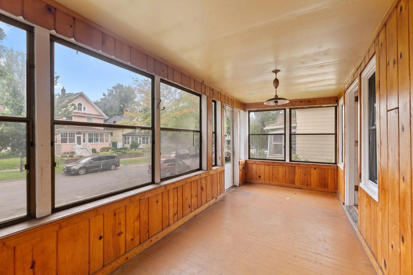 514 Sherburne Avenue, Saint Paul, MN 55103