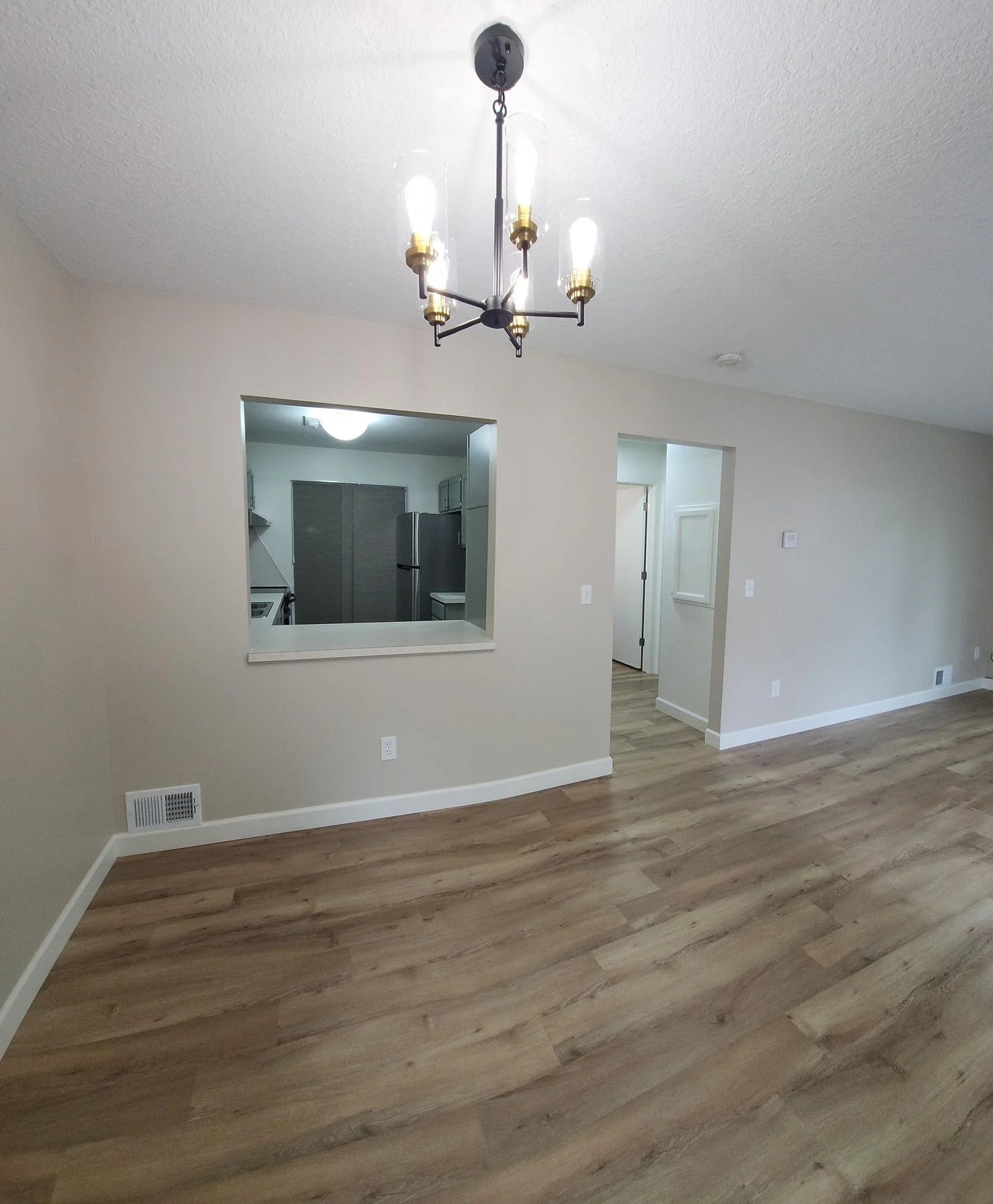 9416 Ranchview Lane, Maple Grove, MN 55369