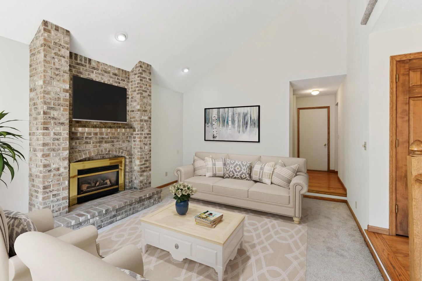 439 Ridge Lane, Chaska, MN 55318