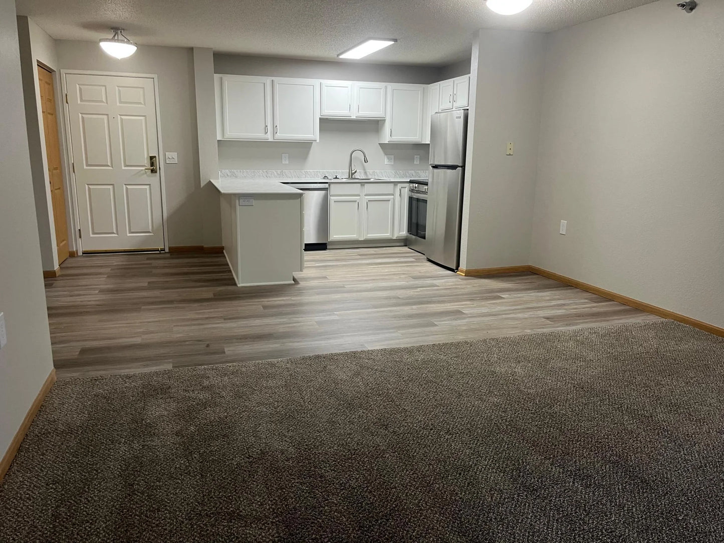 1321 Lake Drive, Chanhassen, MN 55317