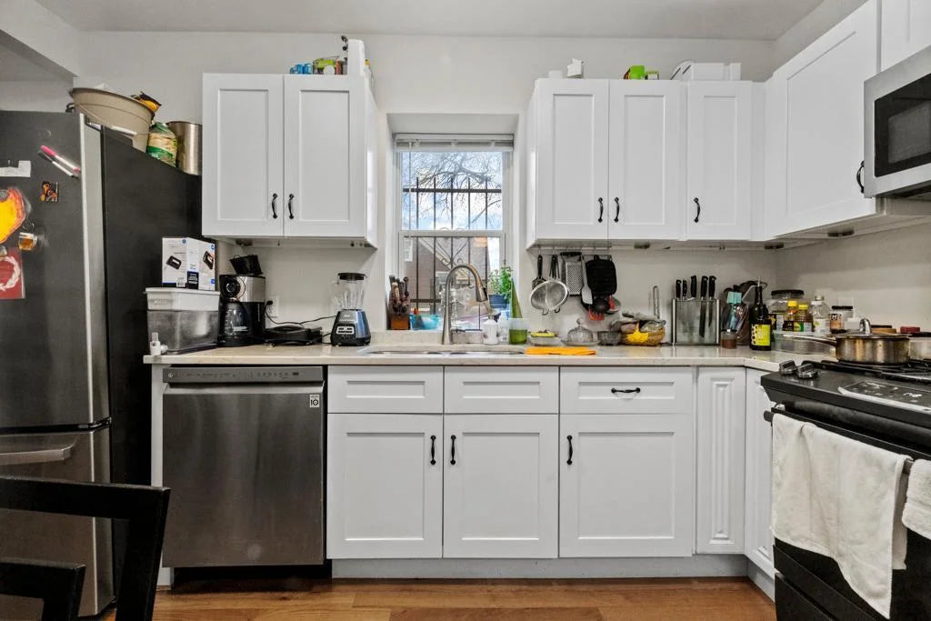 3805 Chicago Avenue, Minneapolis, MN 55407
