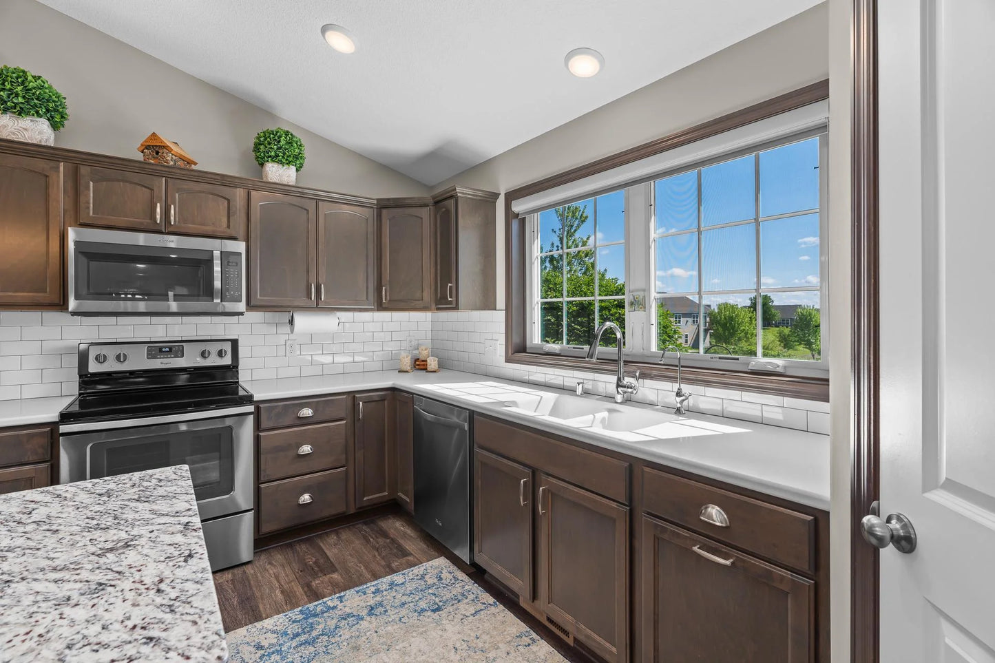 5234 Sundial Lane, Woodbury, MN 55129