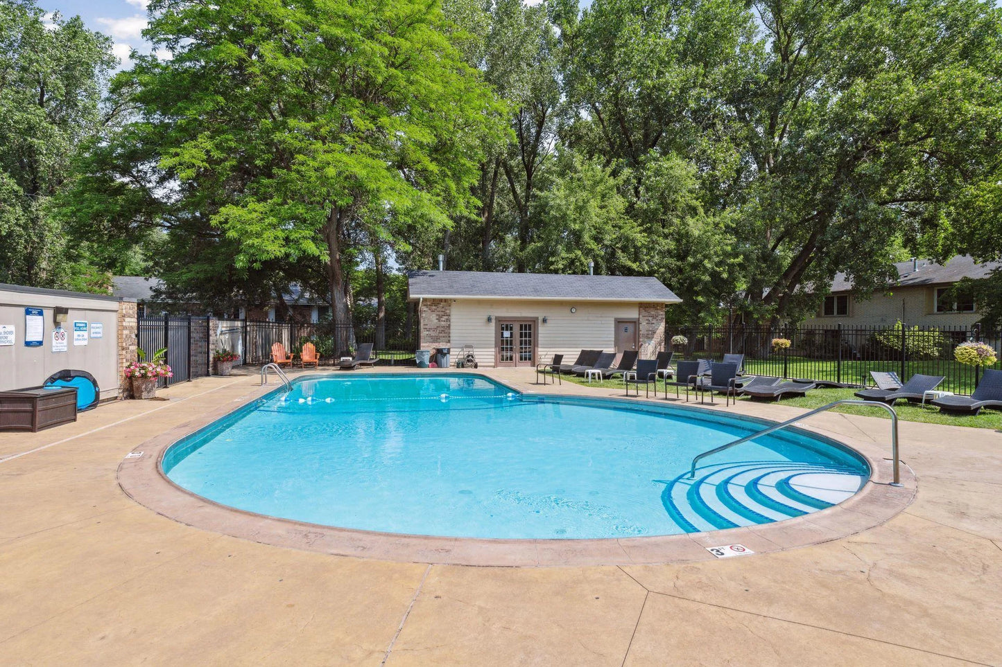 4500 Cedar Lake Road, Saint Louis Park, MN 55416