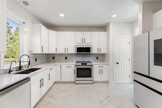 1042 Earley Lake Place, Burnsville, MN 55306
