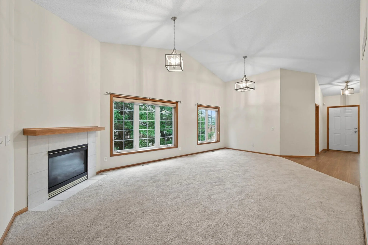 5215 Deerfield Lane, Prior Lake, MN 55372