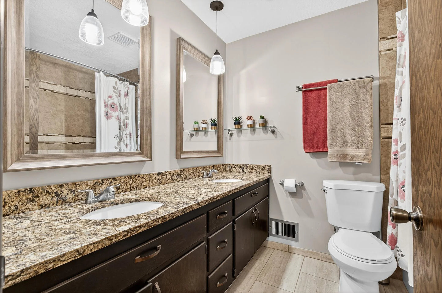 441 Walnut Lane, Apple Valley, MN 55124