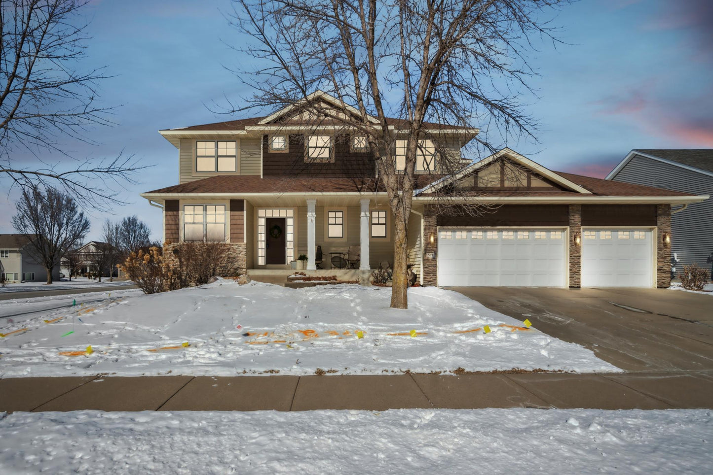 571 Jutland Avenue, Shakopee, MN 55379