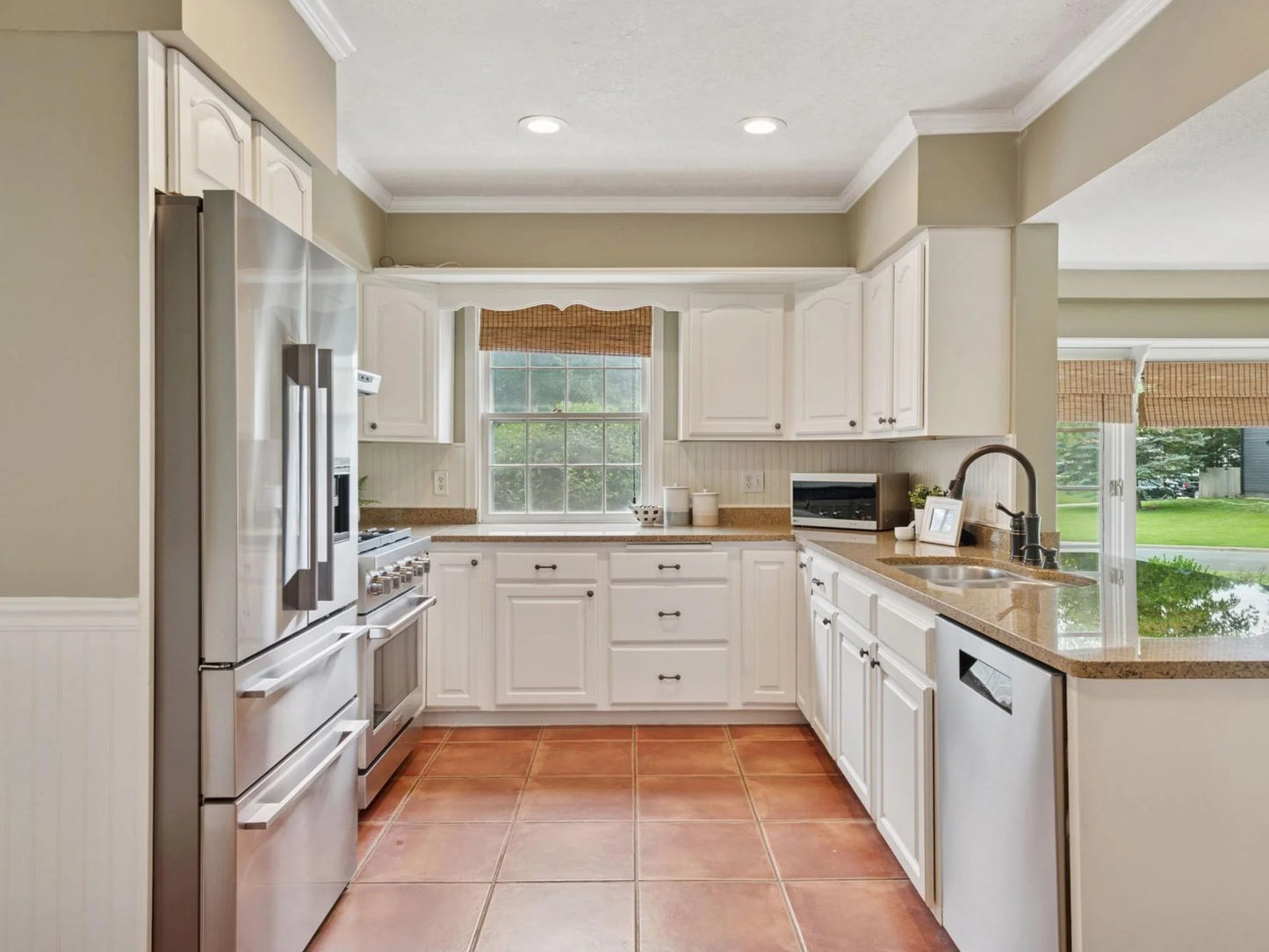 5048 Kent Avenue, Edina, MN 55436