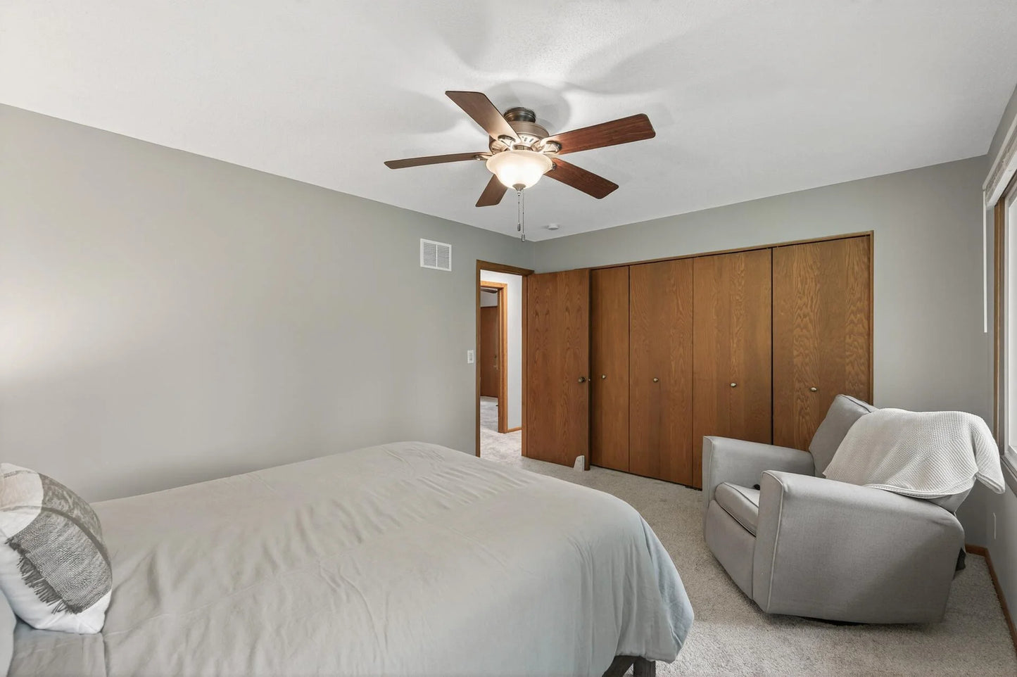 10279 Winter Place, Eden Prairie, MN 55347