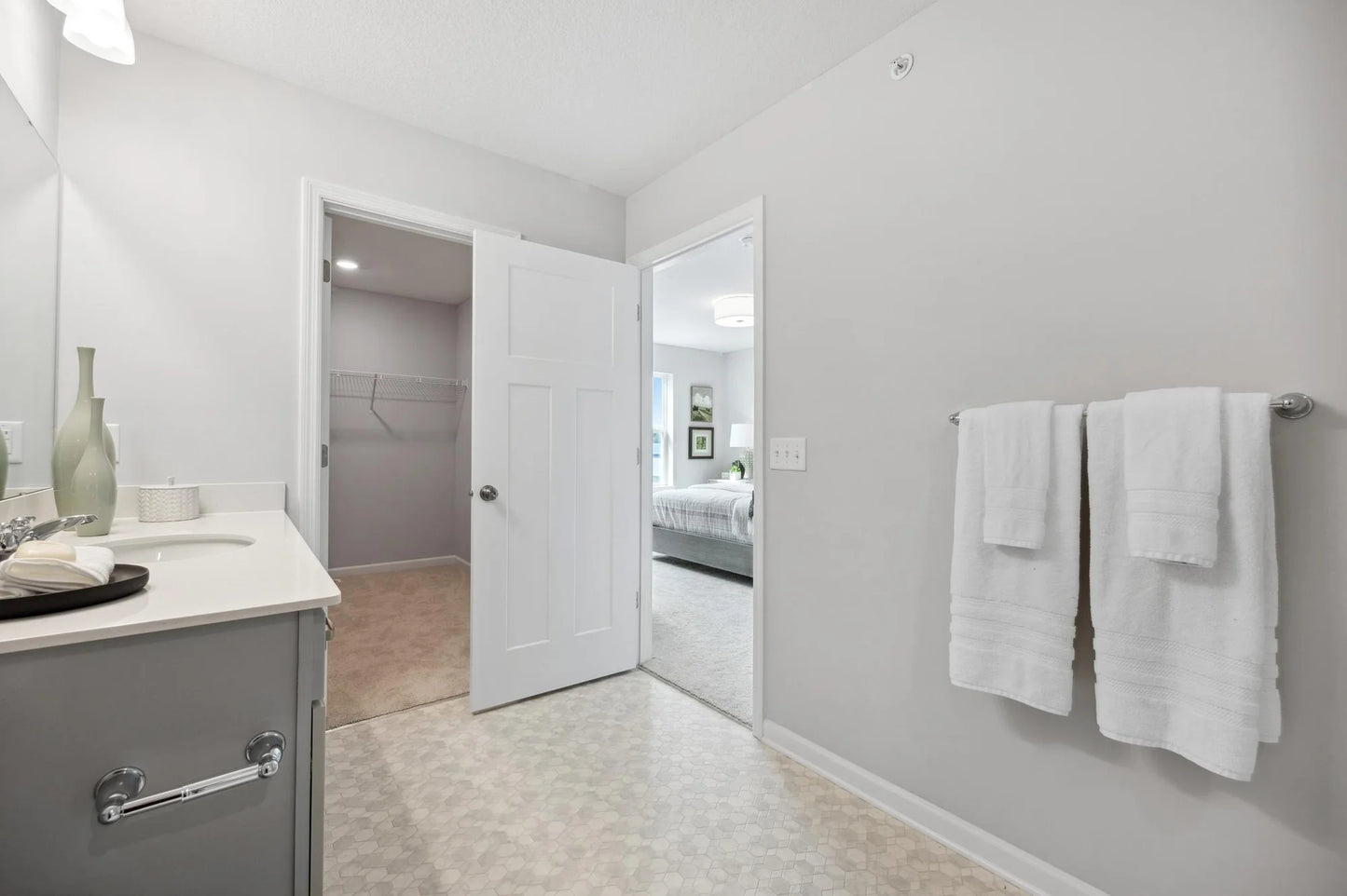 10320 Birchwood Circle, Victoria, MN 55318