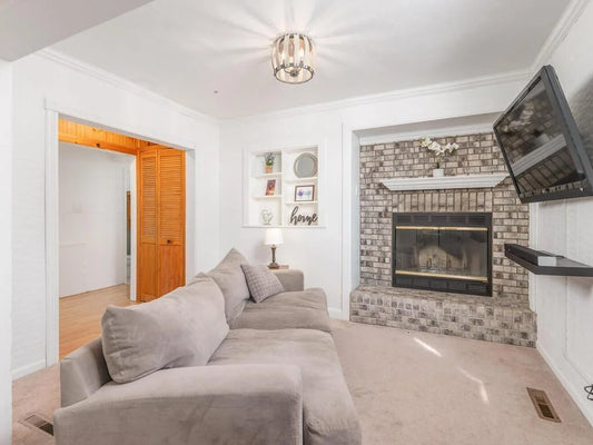 5102 Memorial Trail, Prior Lake, MN 55372