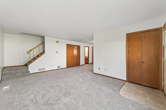 4284 Parkview Court, Vadnais Heights, MN 55127