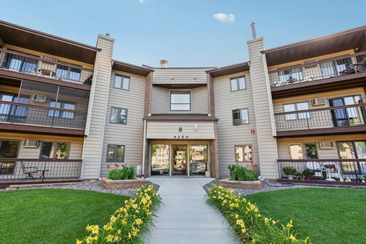 4350 Trenton Lane, Plymouth, MN 55442