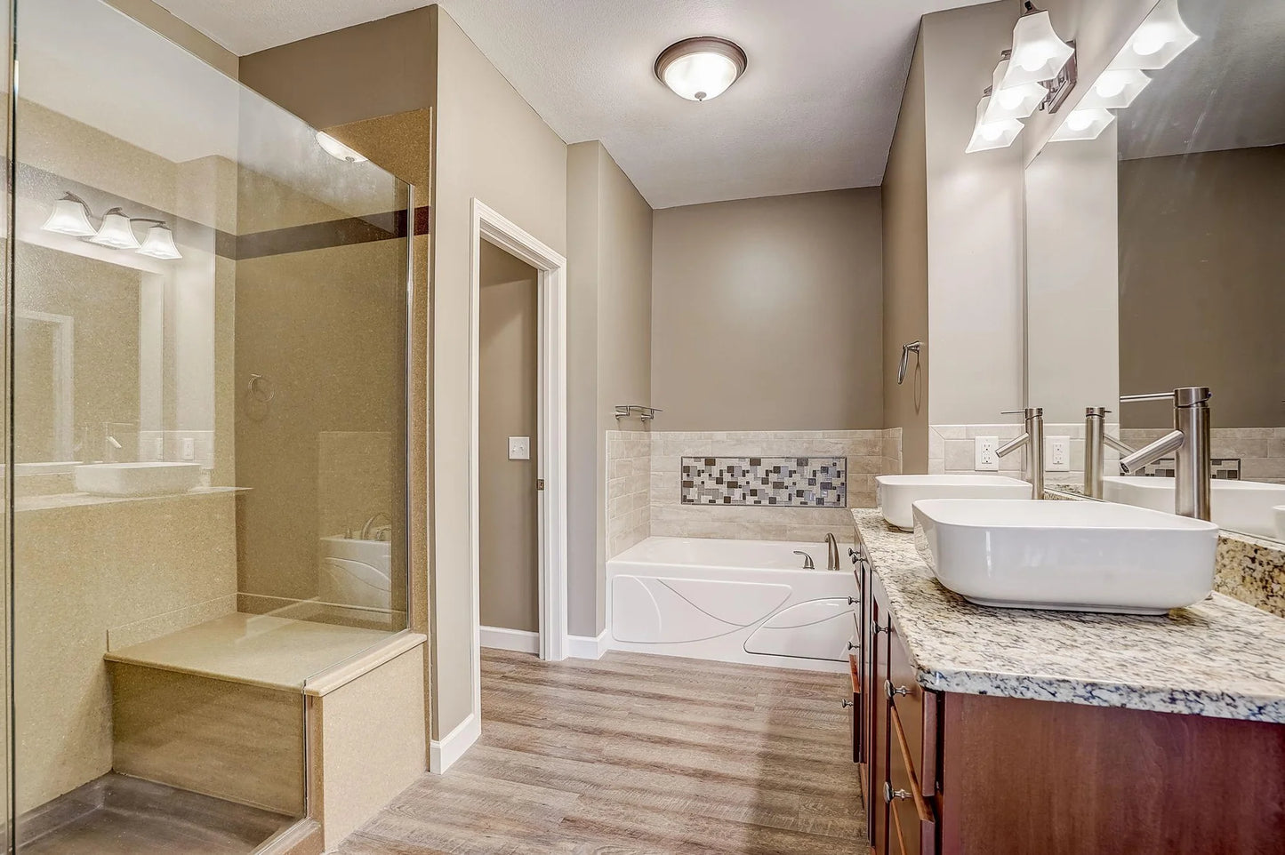 48 125th Street, Burnsville, MN 55337