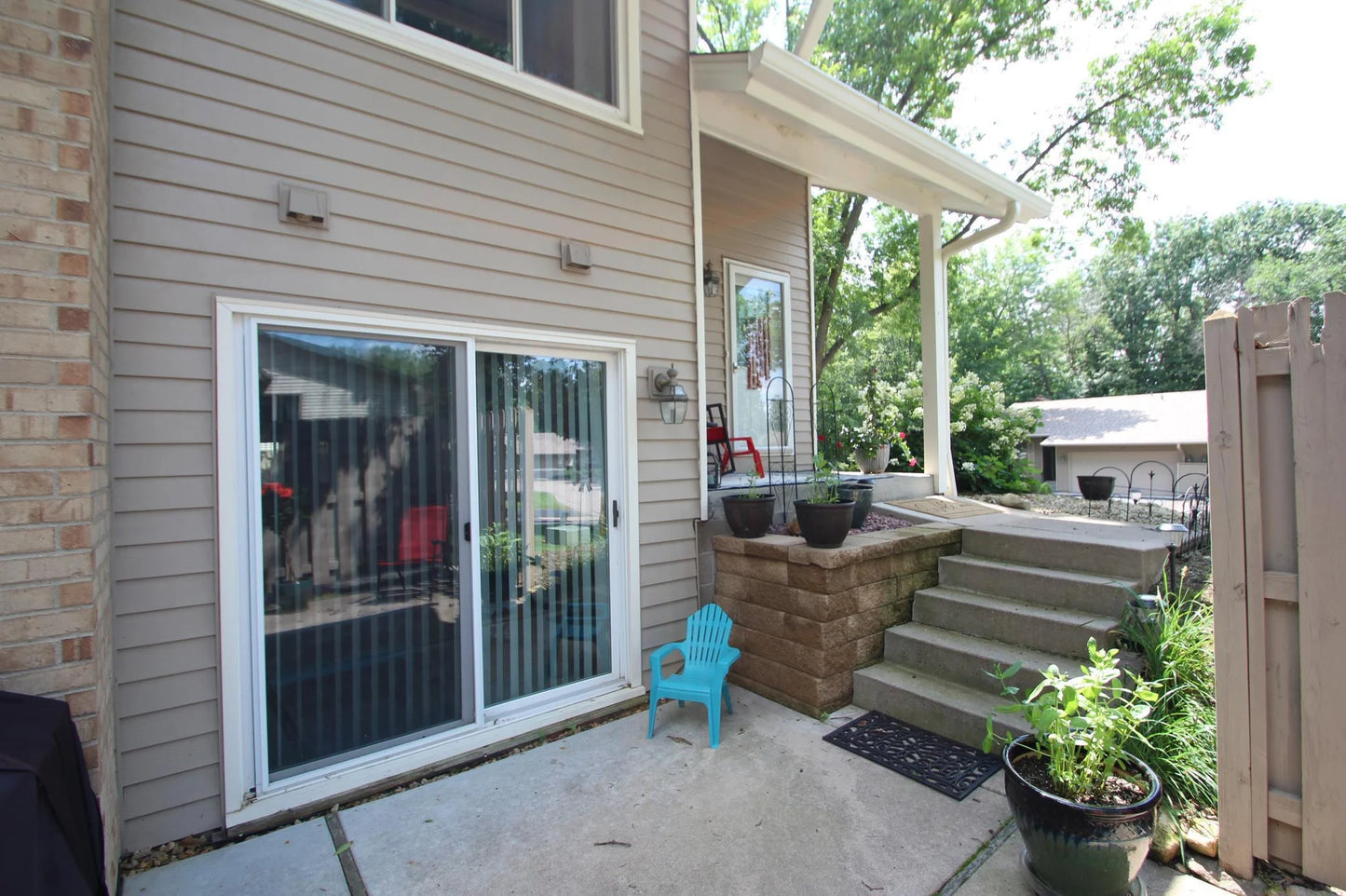 5304 Yorktown Lane, Plymouth, MN 55442