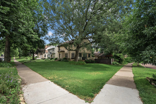4917 12th Avenue, Minneapolis, MN 55417