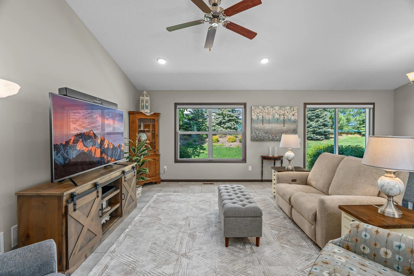 5234 Sundial Lane, Woodbury, MN 55129