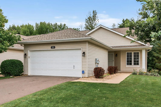 5215 Deerfield Lane, Prior Lake, MN 55372
