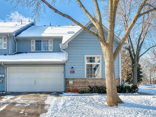 2574 Bedford Court, Mendota Heights, MN 55120