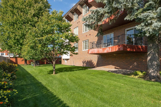6300 Xerxes Avenue, Edina, MN 55423