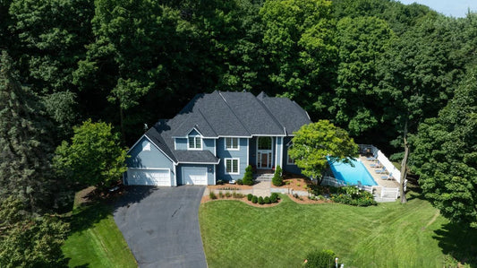 6310 Stag Horn Lane, Chanhassen, MN 55317