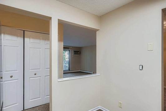 1887 Silver Bell Road, Eagan, MN 55122