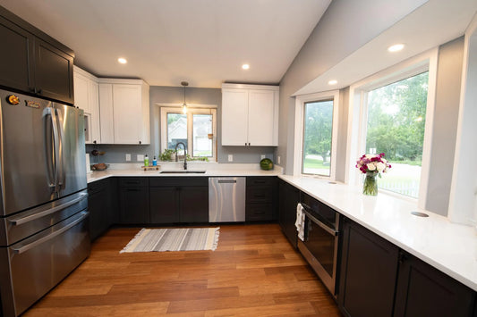 5910 Pineview Lane, Plymouth, MN 55442