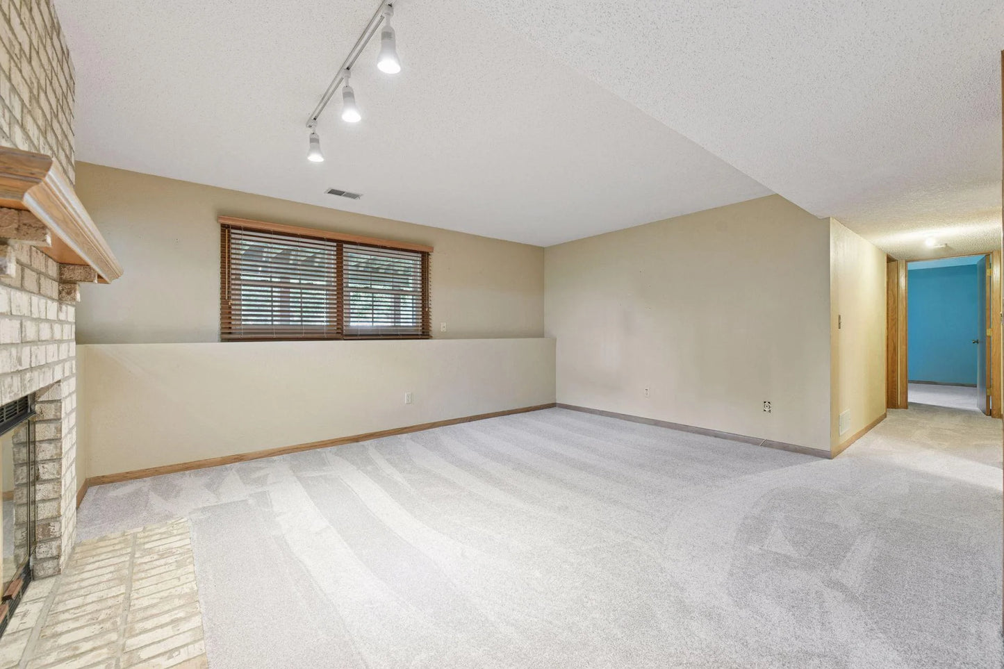 10246 Lee Drive, Eden Prairie, MN 55347