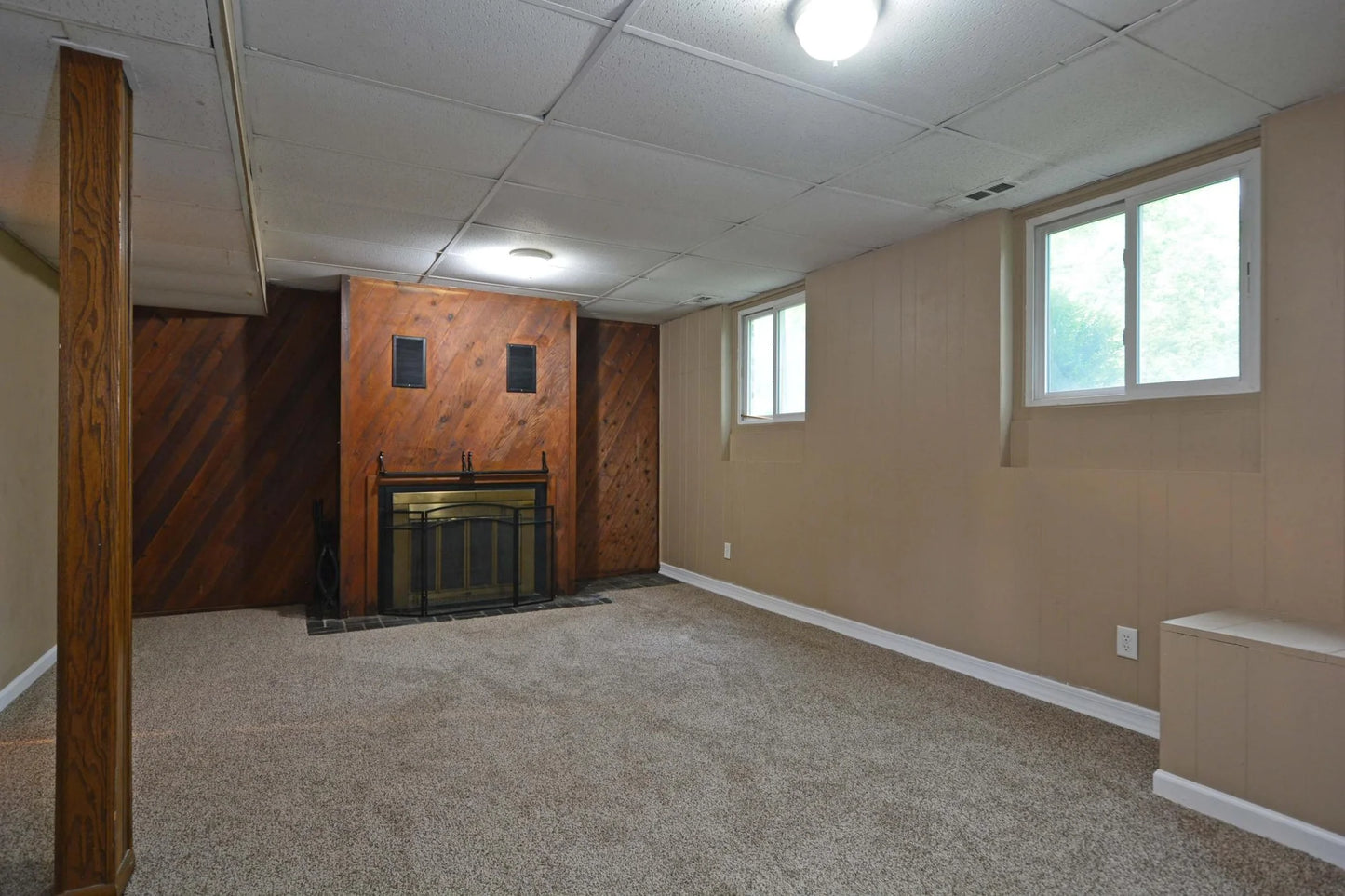685 Mcknight Road, Saint Paul, MN 55119