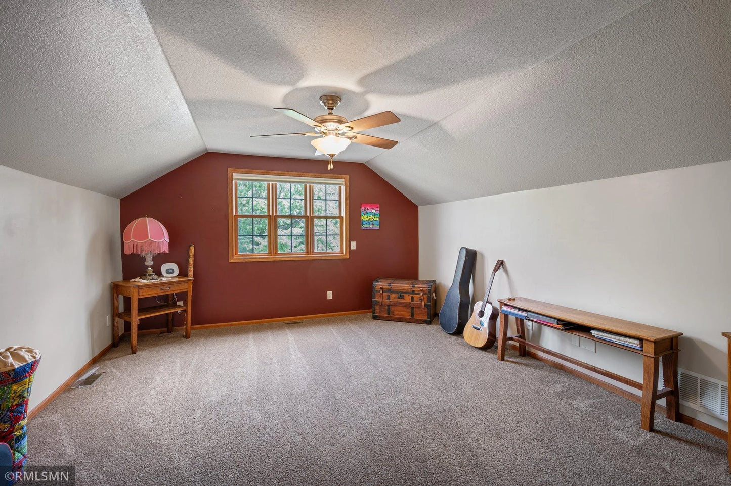 138 Dahlia Street, Mahtomedi, MN 55115