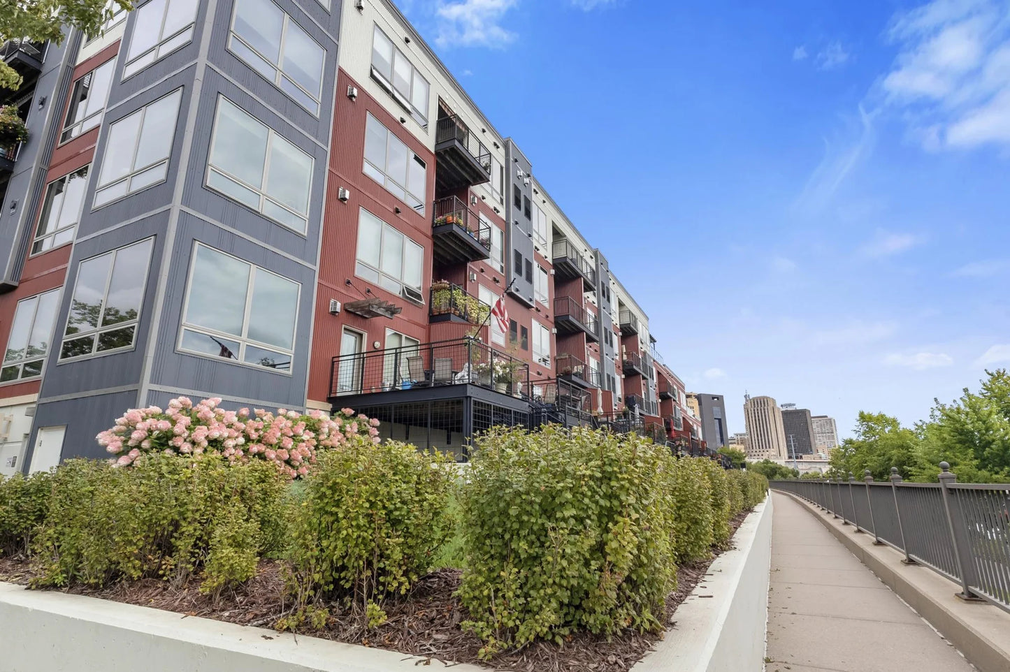 240 Spring Street, Saint Paul, MN 55102
