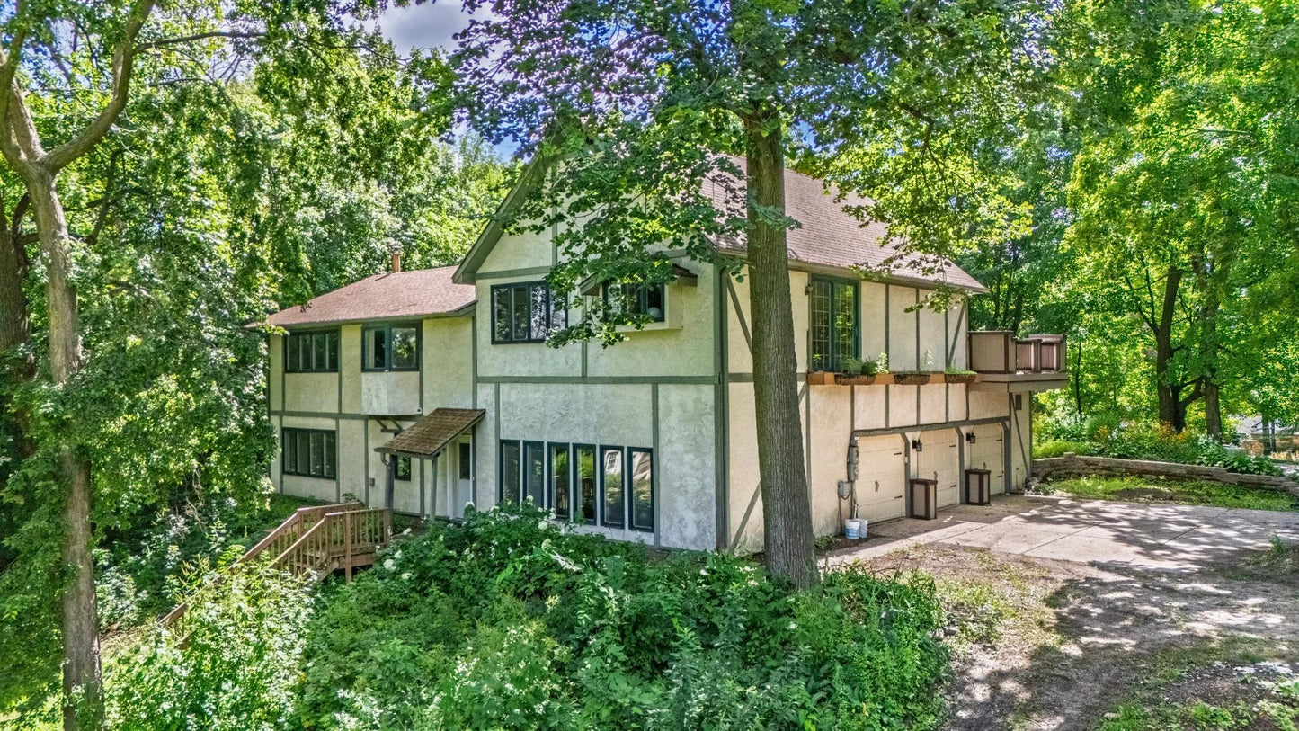 5420 Lake Sarah Heights Drive, Independence, MN 55357