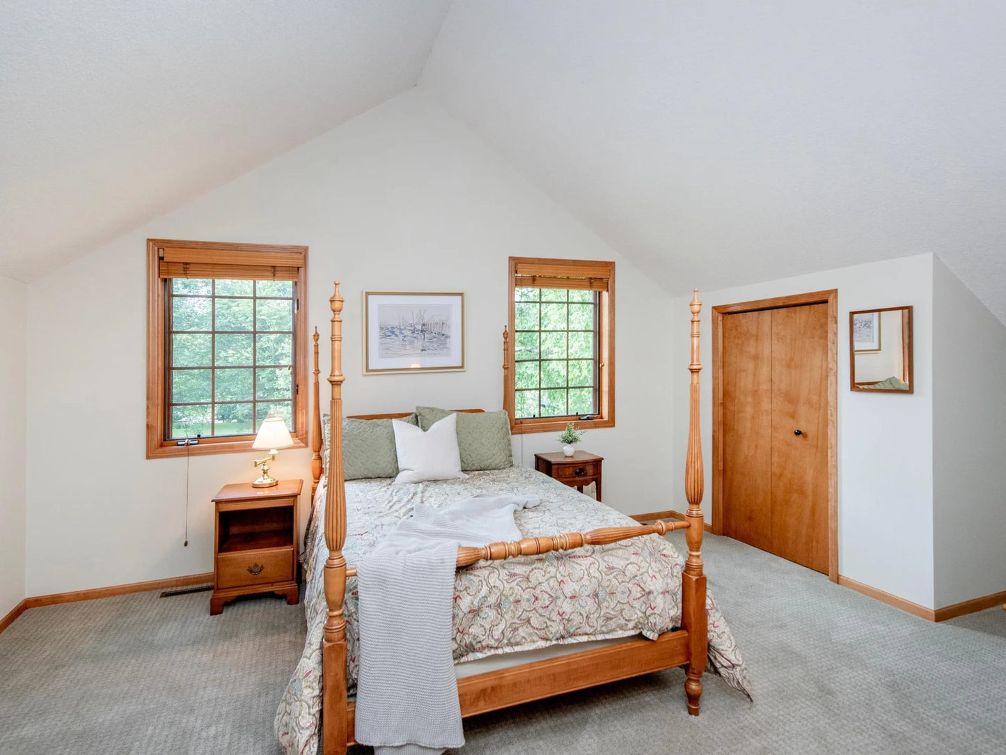 1407 Midway Parkway, Saint Paul, MN 55108