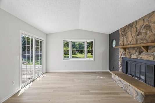 1042 Sibley Street, Shakopee, MN 55379