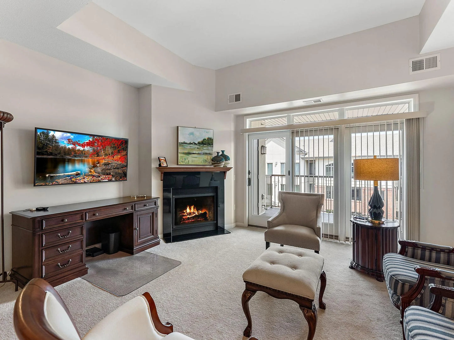 5250 Grandview Square, Edina, MN 55436