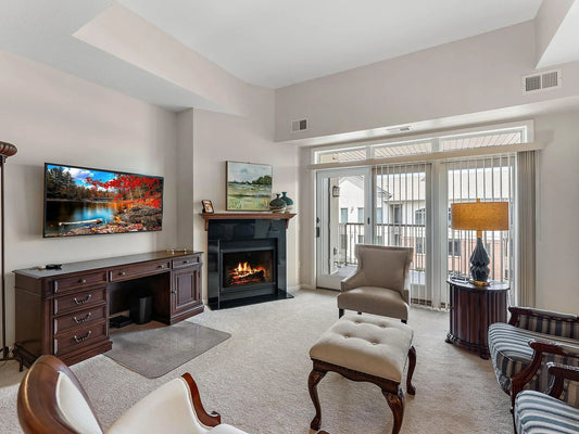 5250 Grandview Square, Edina, MN 55436
