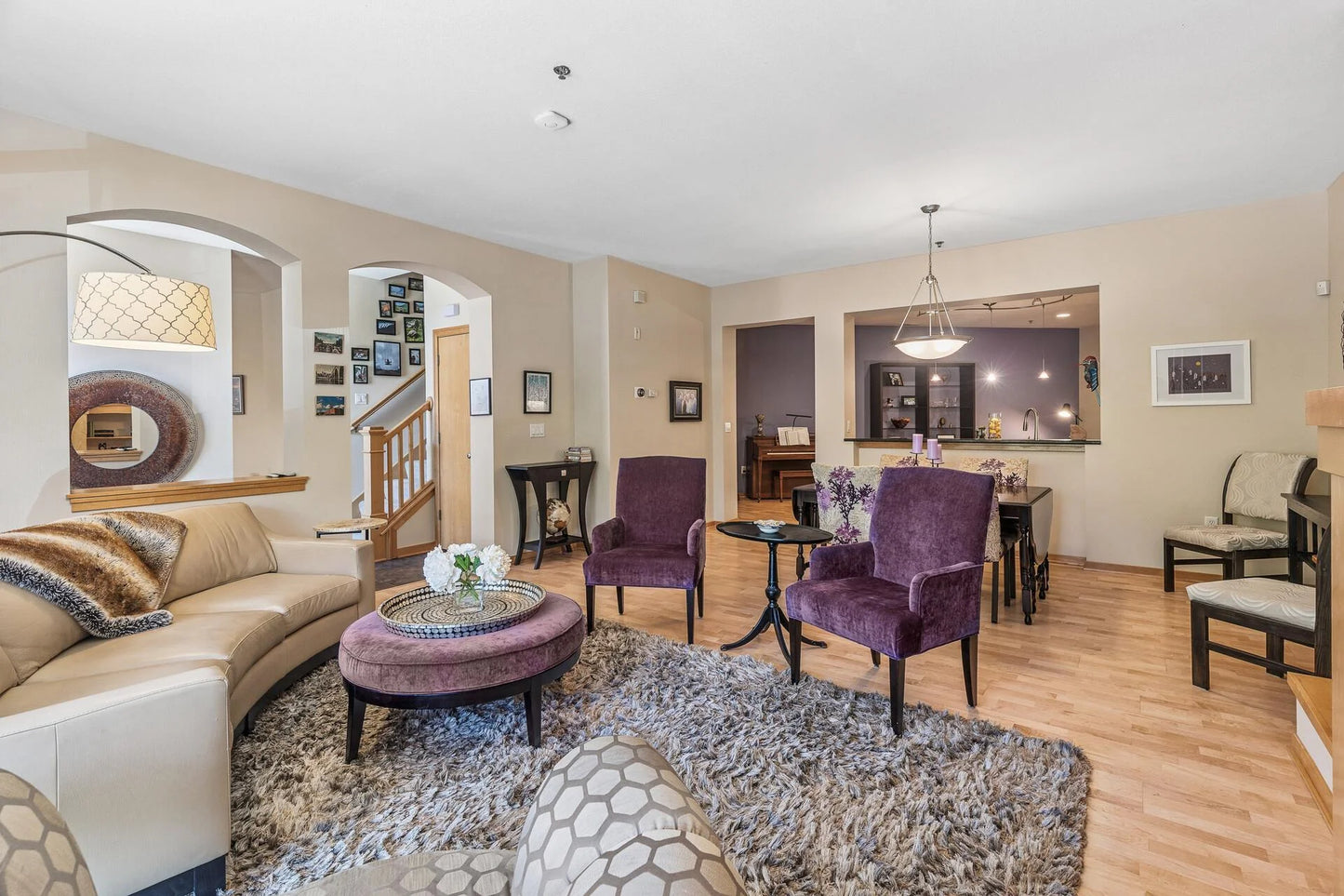 198 Elm Street, Saint Paul, MN 55102