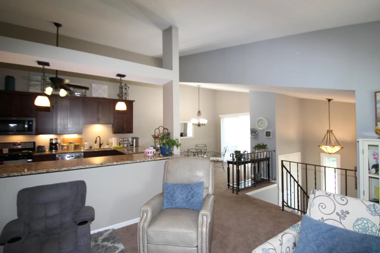 5304 Yorktown Lane, Plymouth, MN 55442