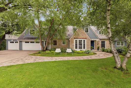 512 Janalyn Circle, Golden Valley, MN 55416